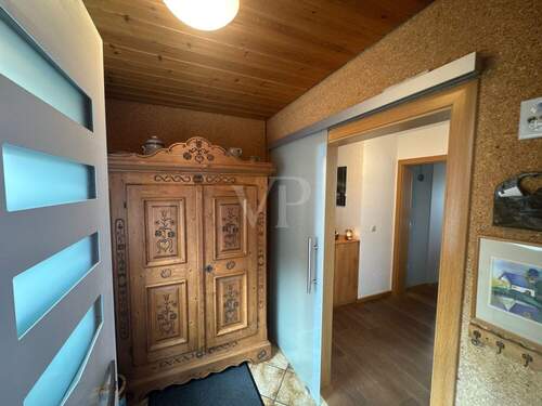 Eingangsbereich mit Windfang - Einfamilienhaus mit 108,00 m² in Wertheim / Urphar zum Kaufen