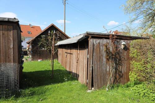 Garten aus Sicht Gartenhütte - 