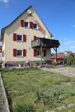 Bild 2 - 7 Zimmer Mehrfamilienhaus, Wohnhaus zum Kaufen in Ebersbach-Musbach
