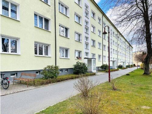 Außenansicht - 2 Zimmer Etagenwohnung zum Kaufen in Neustadt in Sachsen