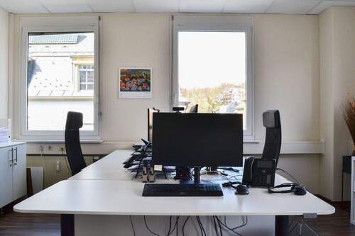 Büro 4 - 