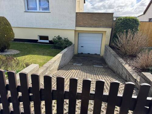 19.) Garage.JPG - 