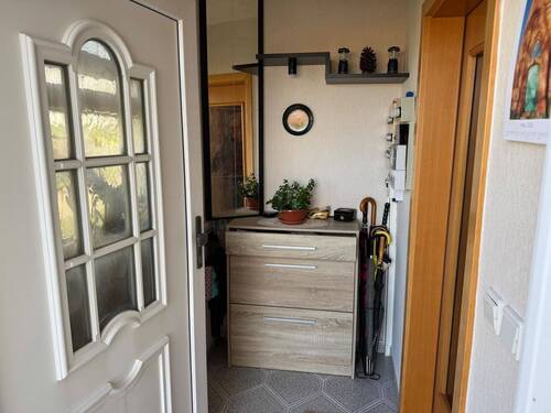 2.) Eingangsbereich.JPG - 5 Zimmer Einfamilienhaus zum Kaufen in Ziesendorf