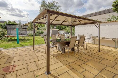 Garten - Mehrfamilienhaus, Wohnhaus mit 393,00 m² in Pulheim zum Kaufen