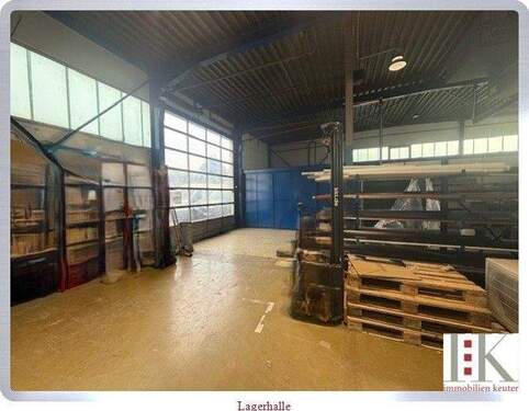Lagerhalle - 