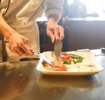 1A Lage: Restaurant in der Innenstadt von Lörrach nach Vereinbarung zu vermieten.