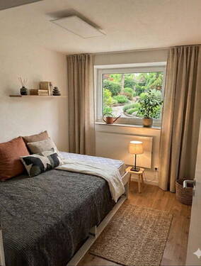 Schlafzimmer Bsp KI generiert - 1 Zimmer Etagenwohnung in Köln