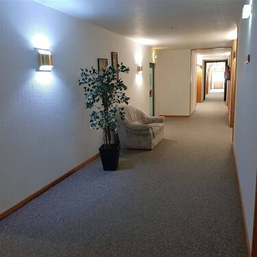 Flur in der Anlage - 