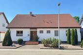 Straßenansicht - 4 Zimmer Bungalow zum Kaufen in Worms / Rheindürkheim