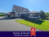 www.bender-immobilien.de - EinfamilienhausMehrgenerationenhaus in gepflegtem Zustand - ruhig gelegen am Ortsrand von Windeck!