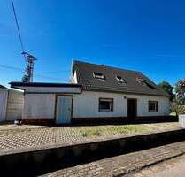 Einfamilienhaus mit großem Garten, Terrasse und Garage – sofort verfügbar! - Rodershausen