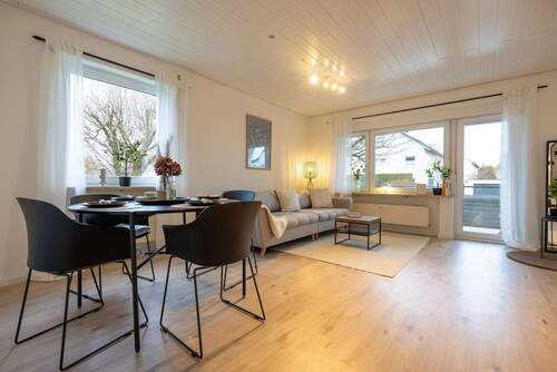 Wohnzimmmer - 4 Zimmer Etagenwohnung zum Kaufen in Senden