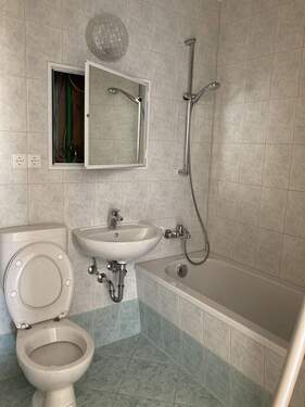 Bad - 2 Zimmer Etagenwohnung in Bautzen