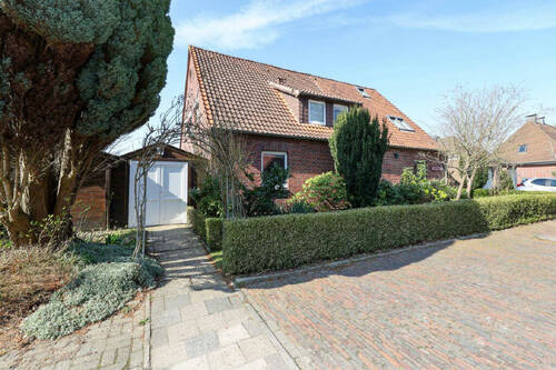 Außenansicht - Einfamilienhaus mit 247,30 m&sup2; in Wilhelmshaven-Rüstersiel zum Kaufen