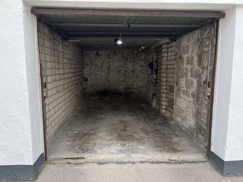 Garage - Beispiel - Garage, Stellplatz in Worms