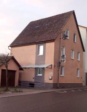 Bild 1 - Enzblick Einfamilienhaus mit Einliegerwohnung, Garage, Garten