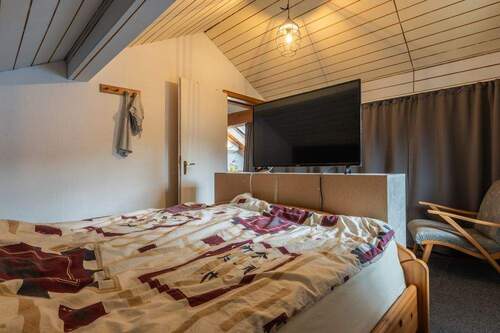 Schlafzimmer (DG) - 