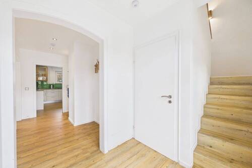 Flur - 6 Zimmer Einfamilienhaus zum Kaufen in Emsdetten