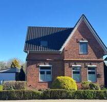 Meldorf - sehr gepflegtes EFH mit Garage und Gartenhaus