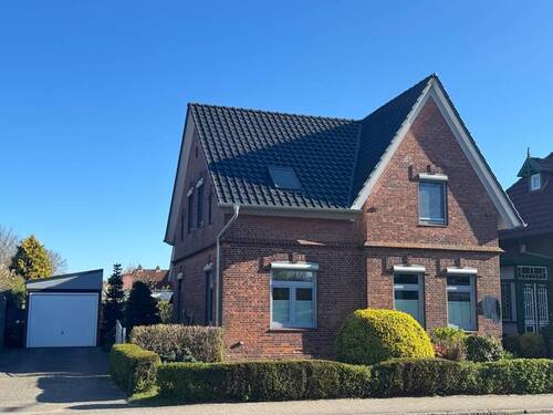 Frontaufnahme - 5 Zimmer Einfamilienhaus zum Kaufen in Meldorf