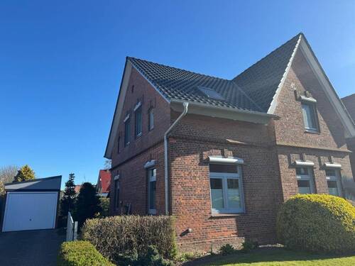 Frontaufnahme - 5 Zimmer Einfamilienhaus in Meldorf