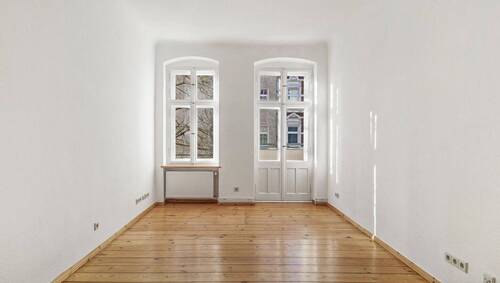 Schlafzimmer mit Stehbalkon - 