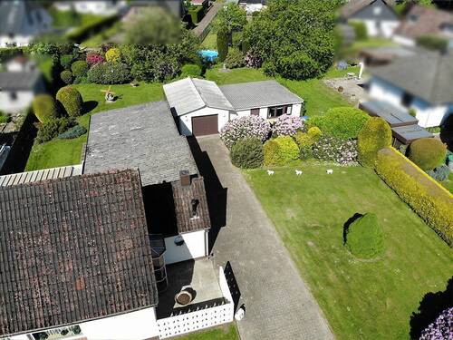 Blick auf den Altbestand - Grundstück in Ahrensburg zum Kaufen