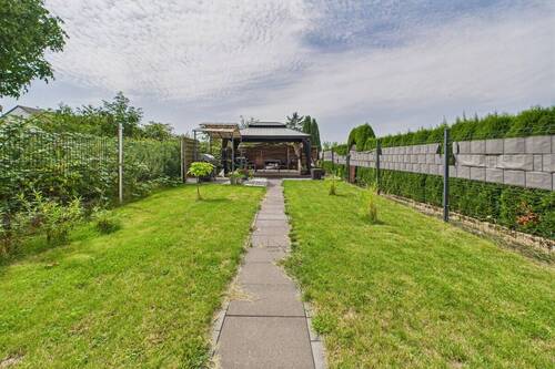 Garten - 6 Zimmer Einfamilienhaus in Orenhofen