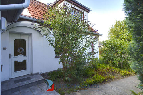 Haupteingang - 