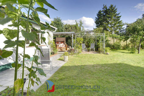 Terrasse u. Garten - 
