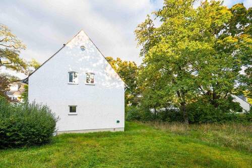 Riesiger Südwestgarten - 