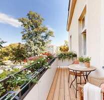 Erstbezug nach Modernisierung: Bezugsfreie 5-Zimmer-Altbauwohnung mit Westbalkon - Berlin Lichterfelde