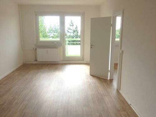 Wohnzimmer - Beispiel - 3 Zimmer Etagenwohnung zur Miete in Görlitz