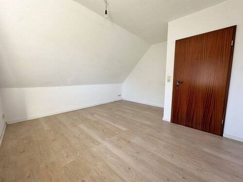 Zimmer 3 - 