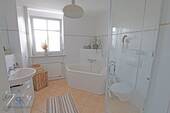 Badezimmer 1. OG - 