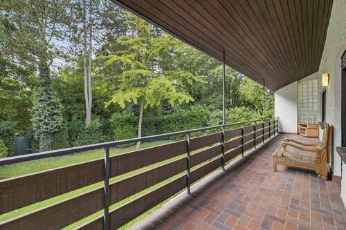 Balkon - Obergeschoss - 5 Zimmer Einfamilienhaus zum Kaufen in Karlsruhe / Rüppurr