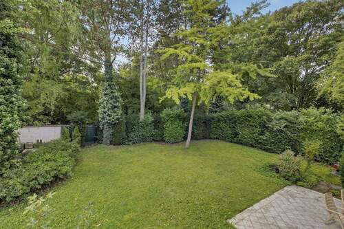 Gartenblick - Einfamilienhaus mit 222,00 m&sup2; in Karlsruhe / Rüppurr zum Kaufen