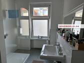 2 - 2 Zimmer Etagenwohnung in Berlin