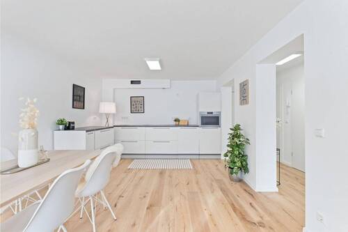 ***WOHNZIMMER BLICK KÜCHE*** - 2 Zimmer Etagenwohnung in Stuttgart- Vaihingen