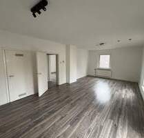 Zentrale moderne 3-Zimmerwohnung mit Balkon und Einbauküche - Detmold Innenstadt