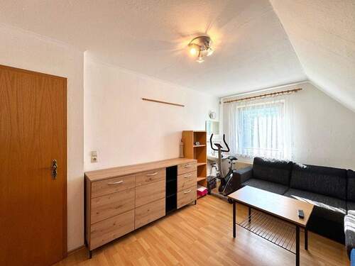 Schlafzimmer (2) OG - 