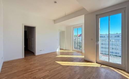 Wohnbereich - 2 Zimmer Etagenwohnung zum Kaufen in Berlin
