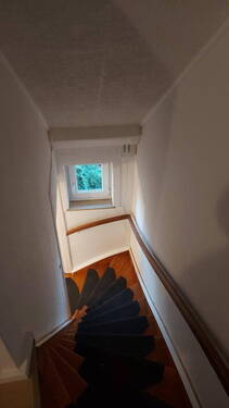 Treppe zwischen OG und DG - 