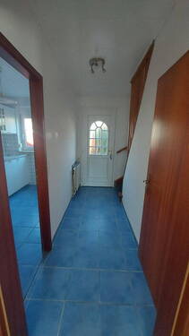 Flur - Reihenmittelhaus mit 66,00 m&sup2; in Lübeck zum Kaufen