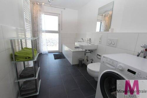  Bad - 4 Zimmer Etagenwohnung in Nürnberg