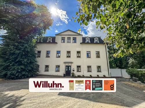 Titel Frontansicht des Herrenhauses - Mehrfamilienhaus mit 3 möglichen Wohneinheiten 