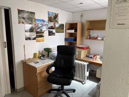 Büro im Nebengebäude - 
