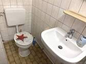 Toilette und Dusche im Nebengebäude - 
