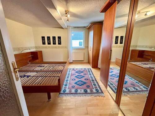 Schlafzimmer (1.OG) - 