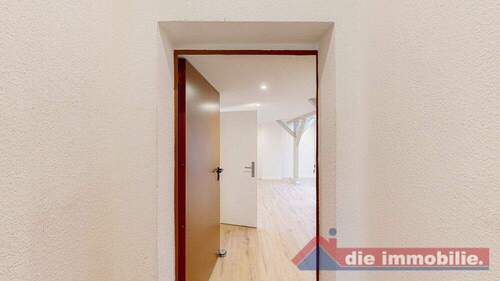 Flur_1 - 5 Zimmer Etagenwohnung zur Miete in Magdeburg / Stadtfeld Ost